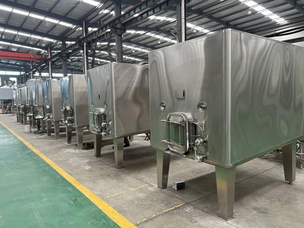<b>3000L Square Wine Fermentatio</b>